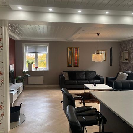 Apartment Uddevalla Bohuslaen Bubbelbad Ngoại thất bức ảnh