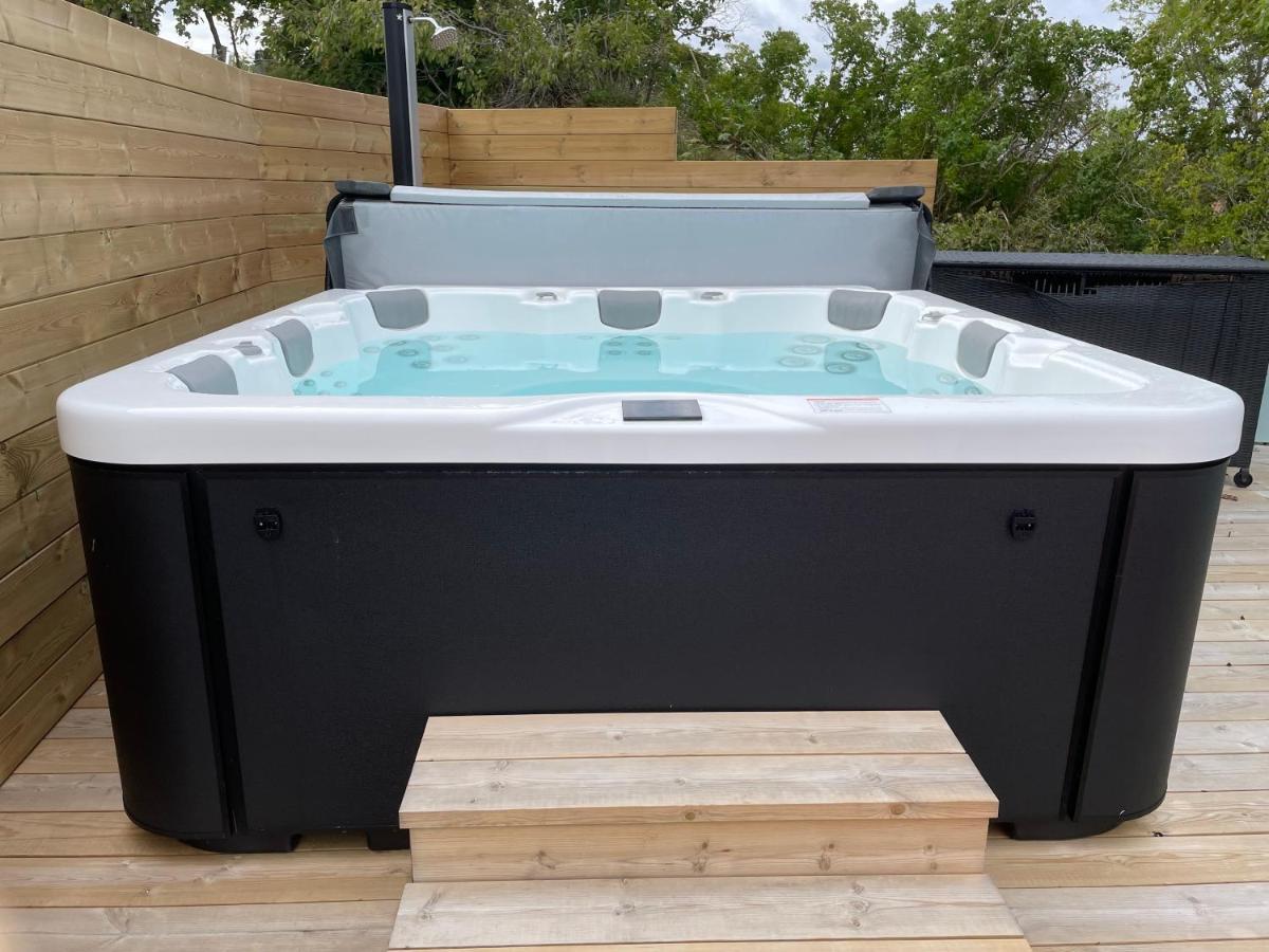 Apartment Uddevalla Bohuslaen Bubbelbad Ngoại thất bức ảnh